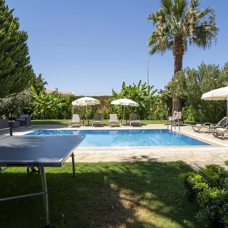 Palmiye Jakuzili Bahceli Havuzlu - Ocekhomes 빌라 *