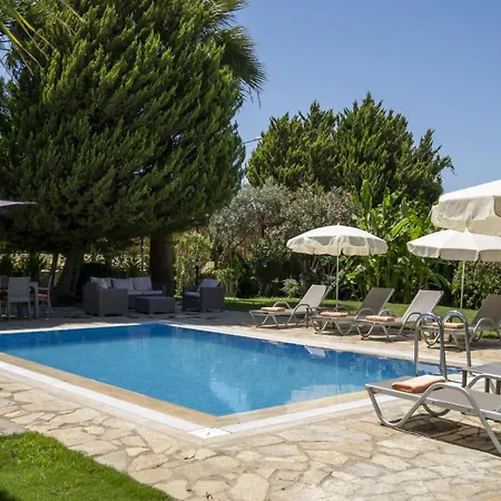 Villa Palmiye Jakuzili Bahçeli Havuzlu - Ocekhomes