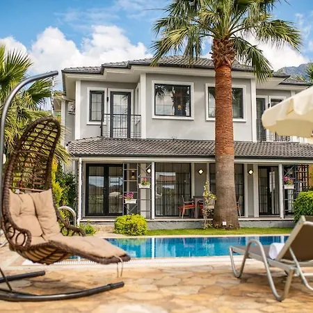 Palmiye Jakuzili Bahceli Havuzlu - Ocekhomes * Fethiye